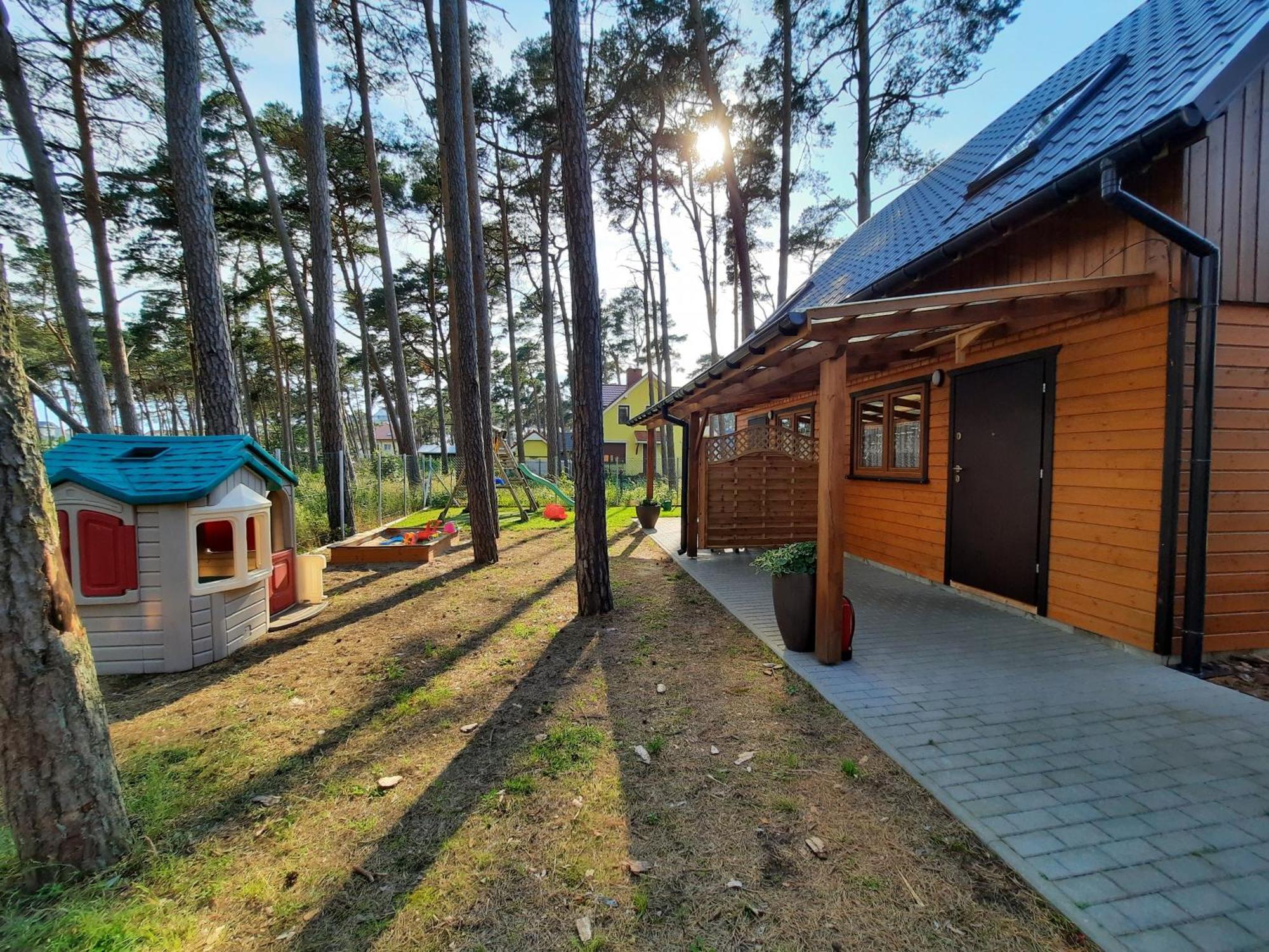 Domki Letniskowe Wiktorek Dziwnówek Exterior foto